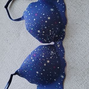 NWOT Victoria's Secret push up bra 38B